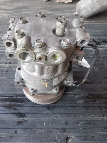 Compresor de aire acondicionado 97-02 Dodge Ram 2500 55055540AC Foto 4 de 4