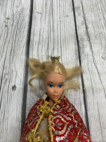 VINTAGE 1966 Skipper doll With Brocade Long Dress And Over Coat - Picture 2 of 14