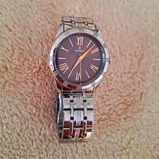FESTINA Damenarmbanduhr Edelstahl Silber schwarzes Zifferblatt Analog