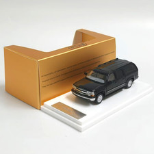 1:64 2003 Black Chevrolet Suburban Alloy Die Cast Car Model-Collectibles Display