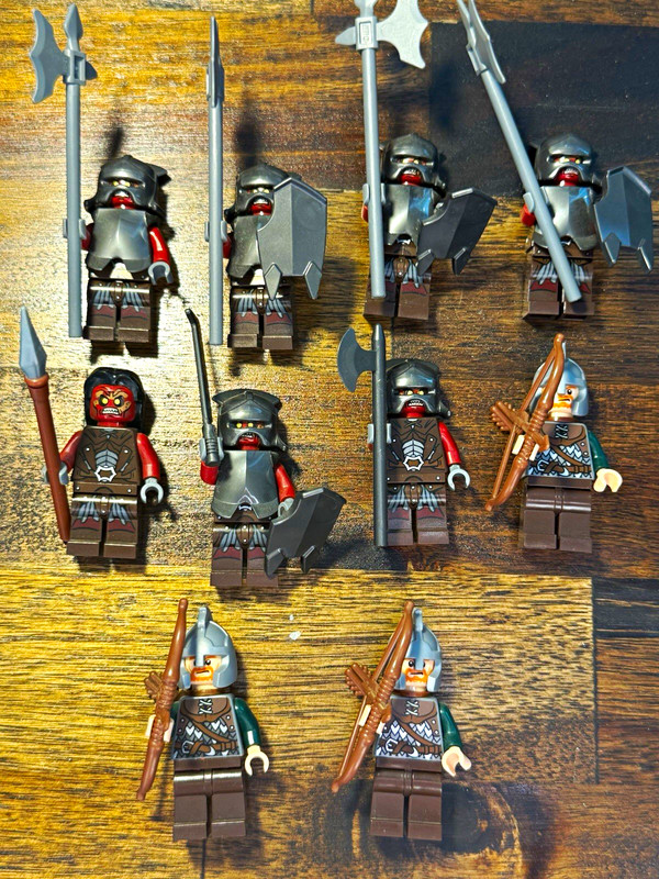 LEGO lord of the rings mini figure Lot with Weapons, 3 Small Cracks In Figs