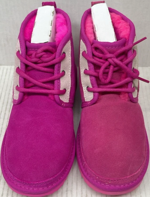 Botas UGG Neumel Contorno Gráfico Niños Talla 5 - Cómodas Gamuza Informales Invierno Zapatos Foto 4 de 4