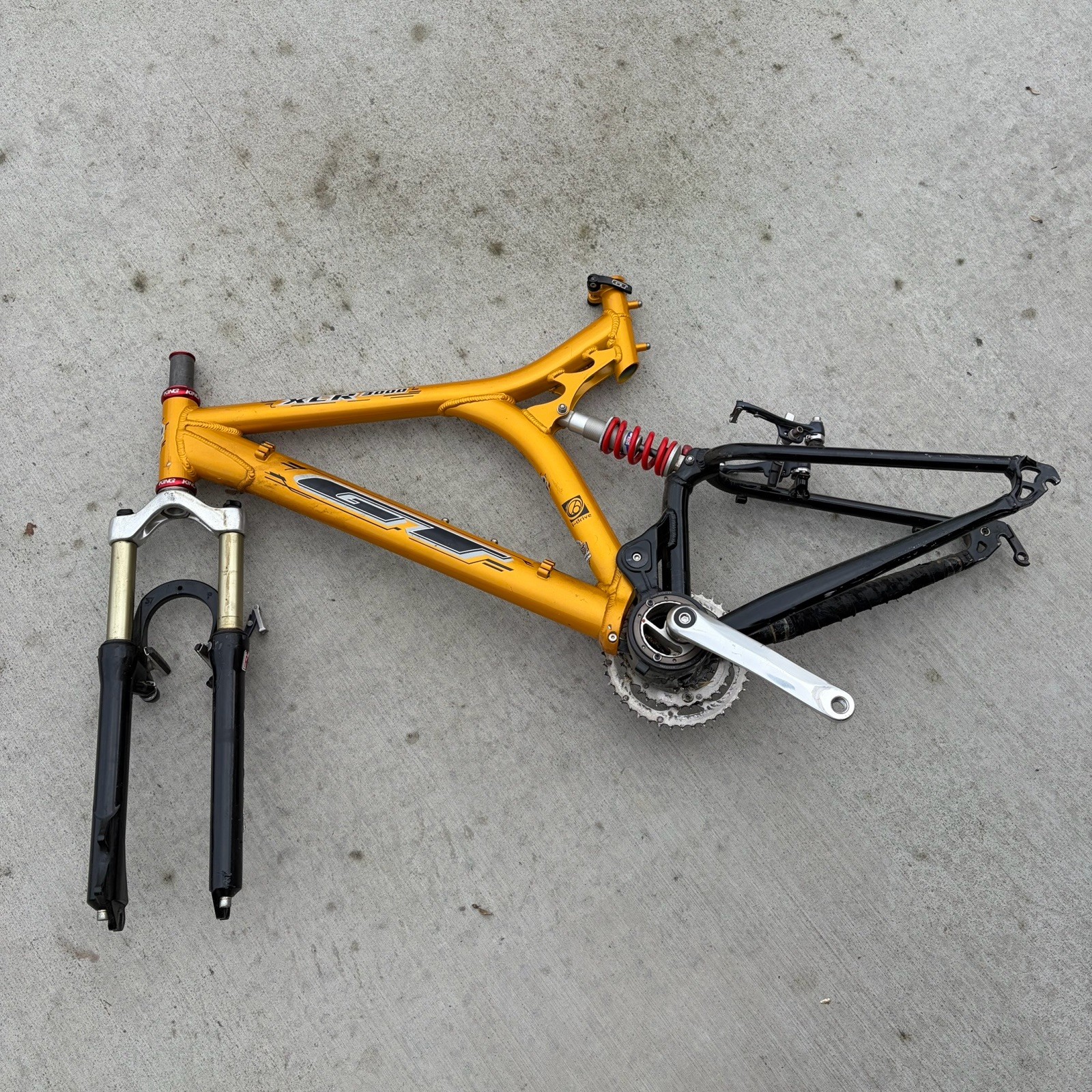 GT XCR 3000 Full Suspension Mountain Bike Frame Only