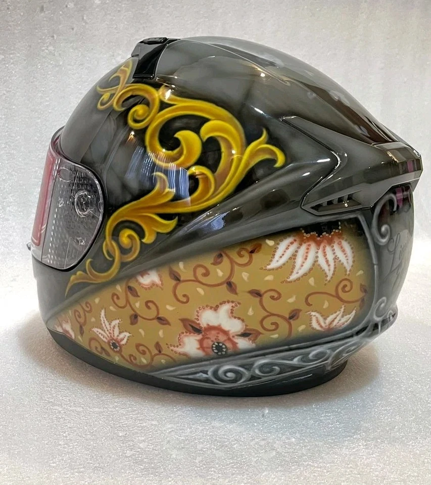 CASCO RSV MOTO PERSONALIZADO "BATIK" (O HECHO A PETICIÓN), AIRBRUST NO PEGATINA Foto 2 de 4