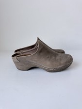 Dansko Women  s Melody slip-on mule clog Taupe Burnished Leather EU 39 US Size 9