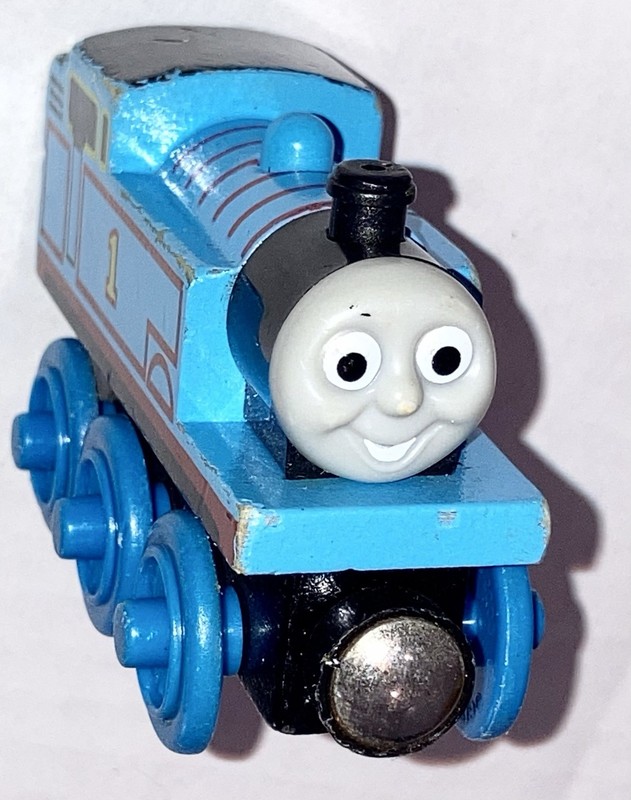 wooden + magnets railway train Thomas tank engine brio/learning curve compatible