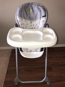 baby trend aspen lx high chair