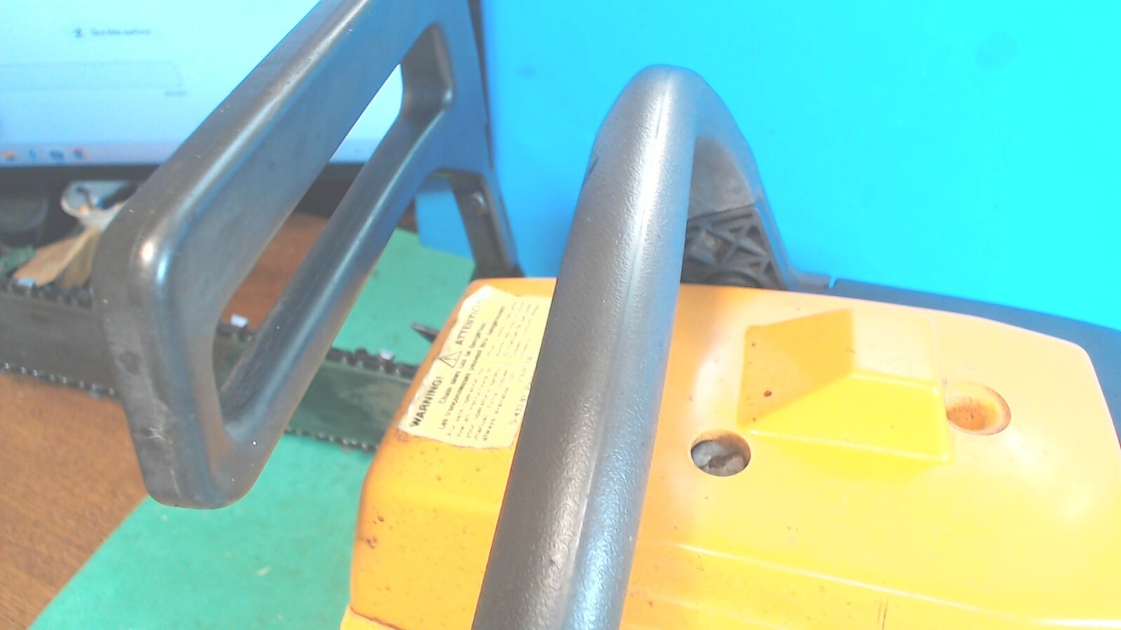 VintagePIONEERPARTNER400Chain saw 15" bar For partsRUNS by Spray in only eBay