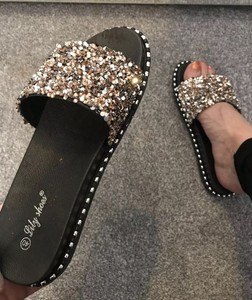 designer sliders for women
