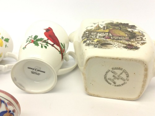 Mixed Lot Small Creamers Pitchers Cups Unusual Milk Glass 22K Gold Manhattan - Picture 10 of 11