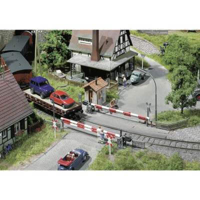 Faller 120172 H0 Beschrankter Bahnübergang