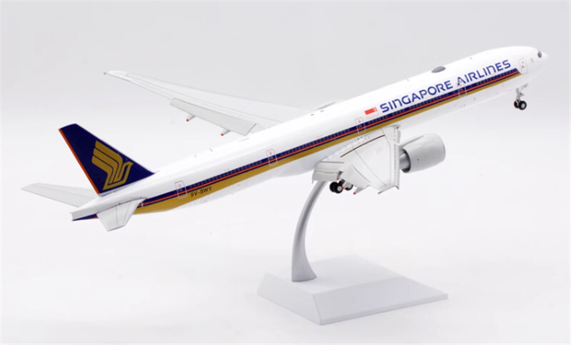 B-models 1:200 シンガポール航空 B777-200 9V-SQA B Models 1/200 Singapore Airlines Boeing 777-200 9V-SQA (B