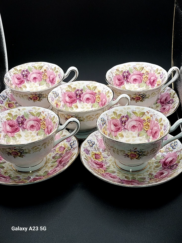 De colección~Royal Albert~Serena~Inglaterra~China de Huesos~17 Piezas~Juego de Té~ Simplemente Precioso Foto 4 de 4