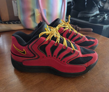 Nike Men s Colorblock Low Top Lace-Up Athleti...