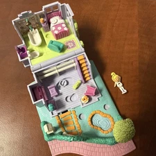 Vintage Polly Pocket 1995 Dance Studio Bluebird Toys w/ Figure