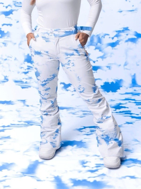 BNWT Azure blue clouds XL Roxy Chloe Kim Softshell Snowboard Ski Pant (Women's)
