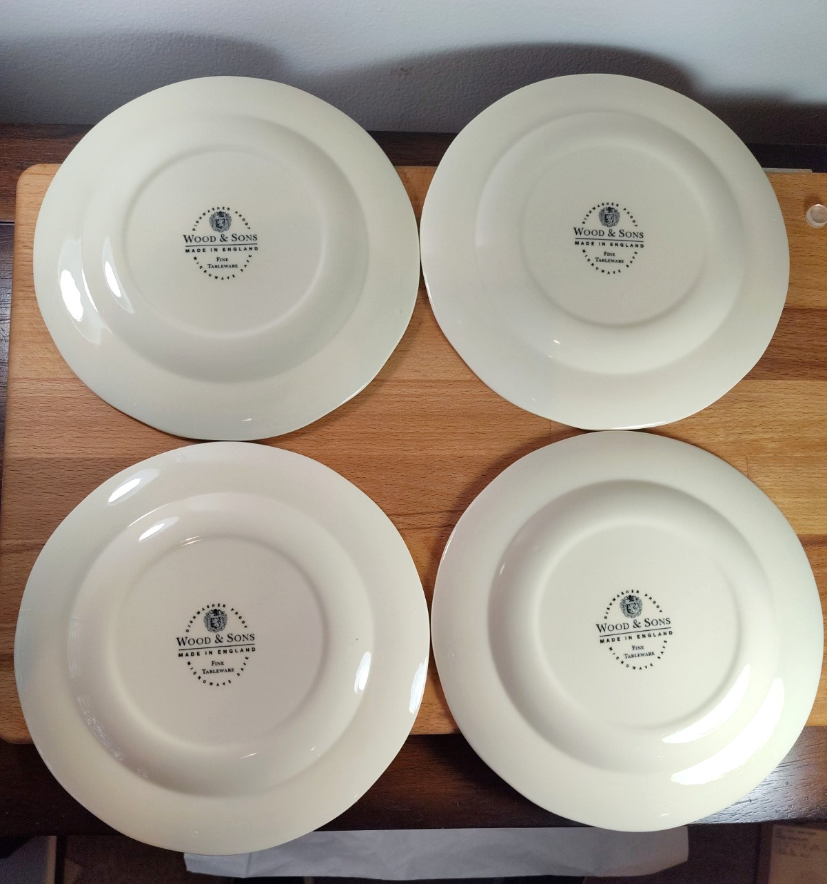 4 Wood & Sons Toille De Joile Scene Pink 7 3/4” Salad Plates England Red EUC Set