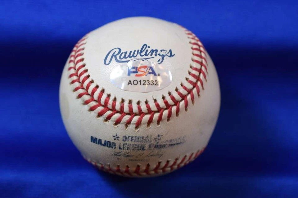 Roy Halladay PSA DNA Autograph Major League Signed Baseball - Image 2 of 2