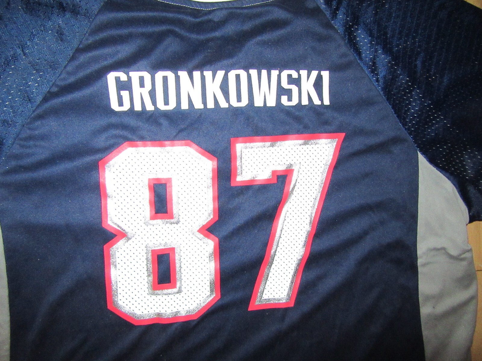 20D/WOMEN'S JERSEY/SHIRT/GRONKOWSKI/SORT SLEEVE/NEW ENGLAND PATRIOTS/SIZE XL! - Picture 8 of 8
