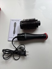 Revlon One-Step Volumiser Plus.