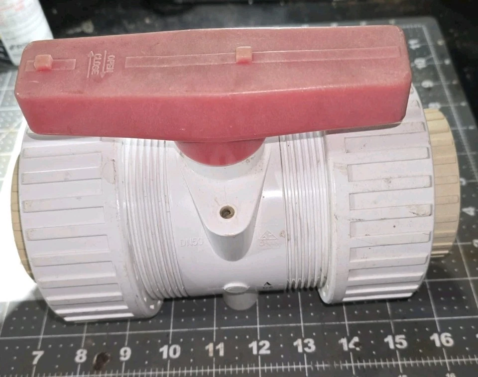 American Valve 2- 1/2" PVC True Union Ball Valve Socket Ends - Image 3 of 4