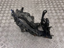 Audi A4 B8 8K Vorne Rechts Scheinwerfer Halterung Halter 8K0805608R Audi A4 B8 8K Vorne Rechts Scheinwerfer Halterung Halter 8K0805608R