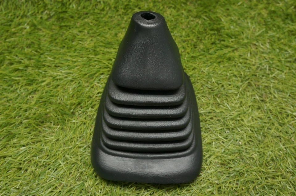 Оригинальный черный багажник для Toyota RAV4 96–00 5-скоростная механическая коробка передач - Изображение 2 из 4