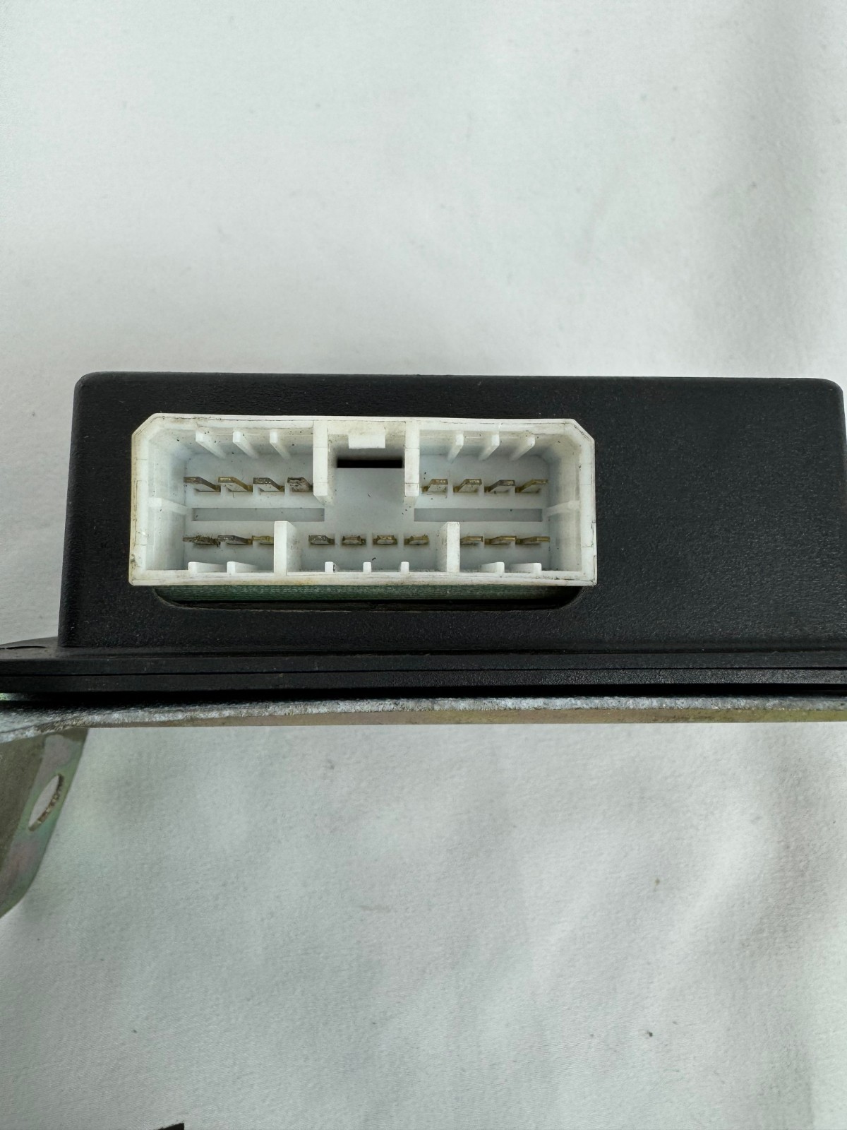 97 98 99 00 01 ASTON MARTIN DB7 WIPER CONTROL UNIT RH 37-123780-AA