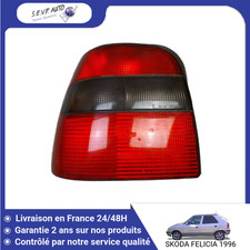Feu arrière Skoda FELICIA