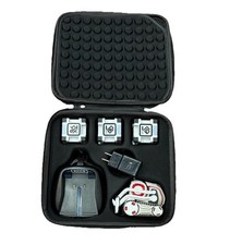 Anki 300-00046 Cozmo Robot Red With 3 Cubes Charger Manual And Case Bundle