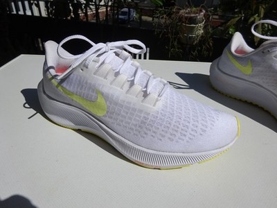 NIKE DQ9647-105 Air Zoom Pegasus 37 Da Schuhe Laufschuhe Sneaker Gr.40(UK6) Neuw