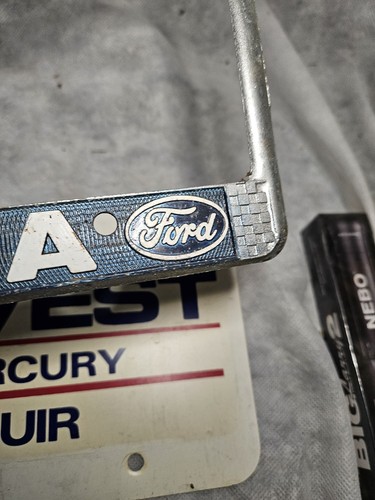 Set Harvest Ford Shasta Vintage Metal Dealership License Plate Frame W/ad Plate - Picture 12 of 12