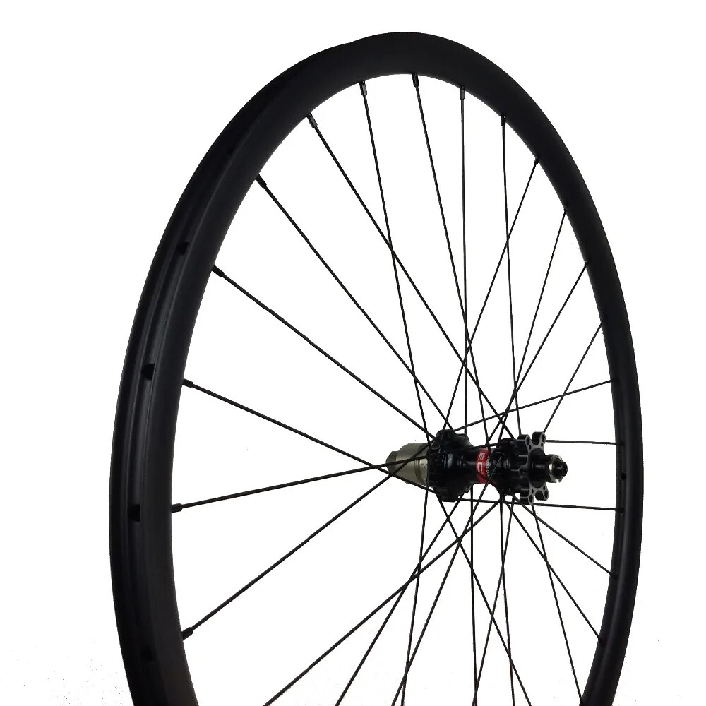 24er Ultra Light Carbon XC Mountain Wheelset Straight Pull Hub CN Spoke 1420g