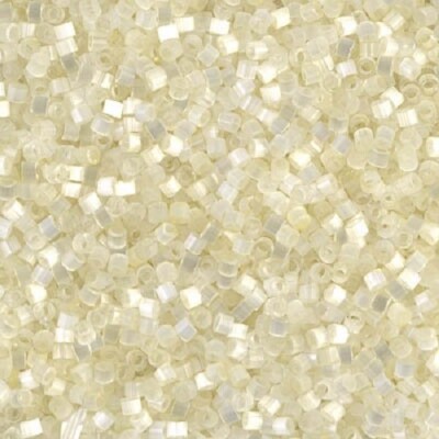 Miyuki Delica DB0672/DB672 11/0 Silk Satin Cream 7.2g