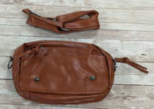 Womens 9.5" x 6.5" x 3" Brown Faux Leather Removable Strap Shoulder Bag Pockets
