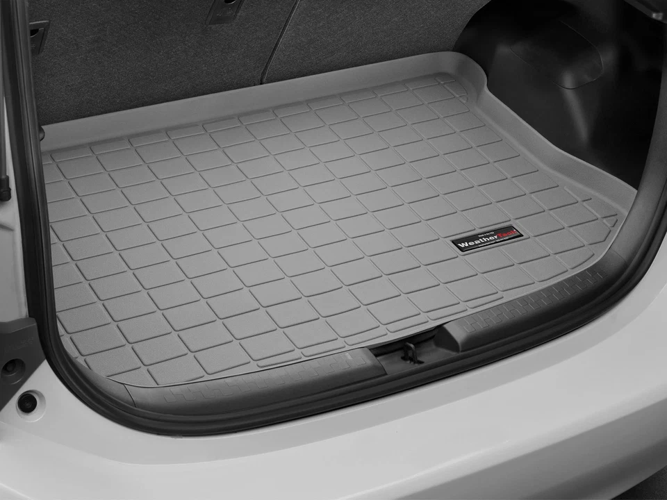 Forro de maletero de carga WeatherTech para Toyota Prius C Foto 2 de 4