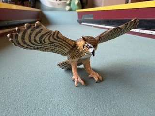 Safari Ltd Landing GREAT HORNED OWL Figure Wings Spread Wildlife Bird 2006 Toy
