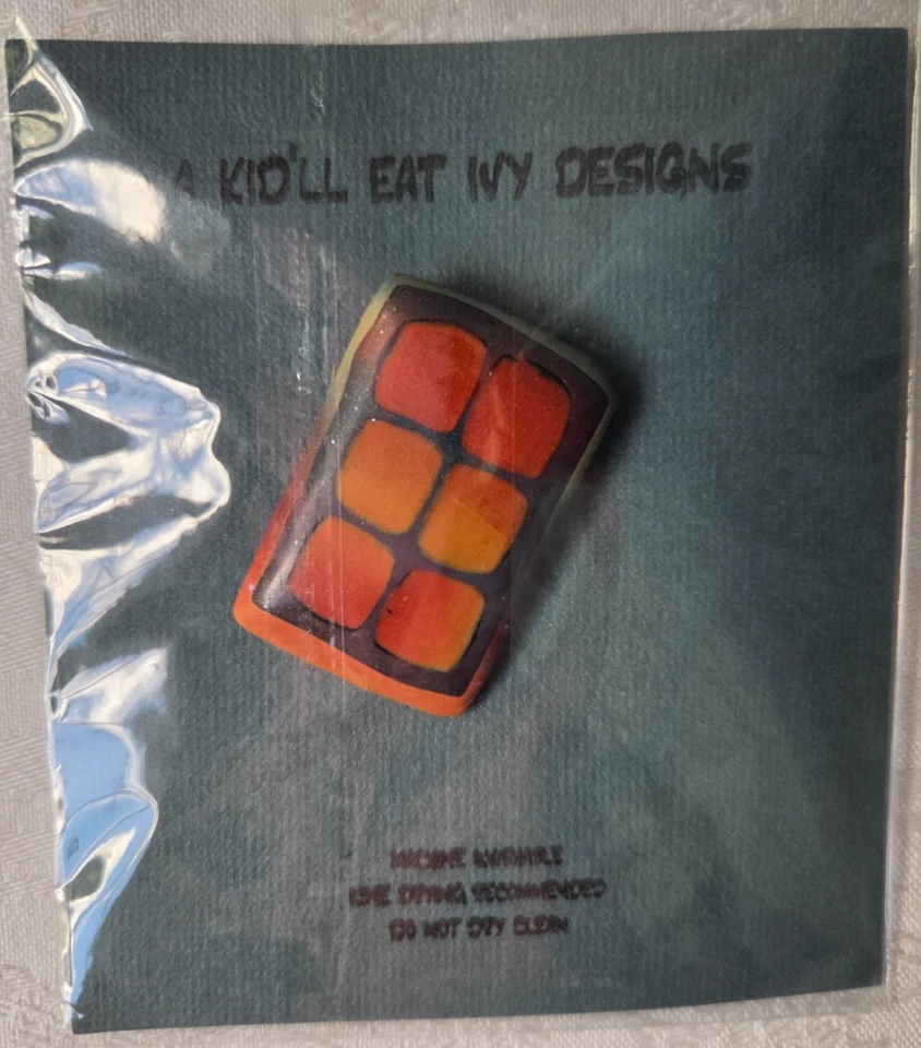 Lot of 3 Buttons A Kid'll Eat Ivy Designs - 3 Different Designs - Image 4 of 4