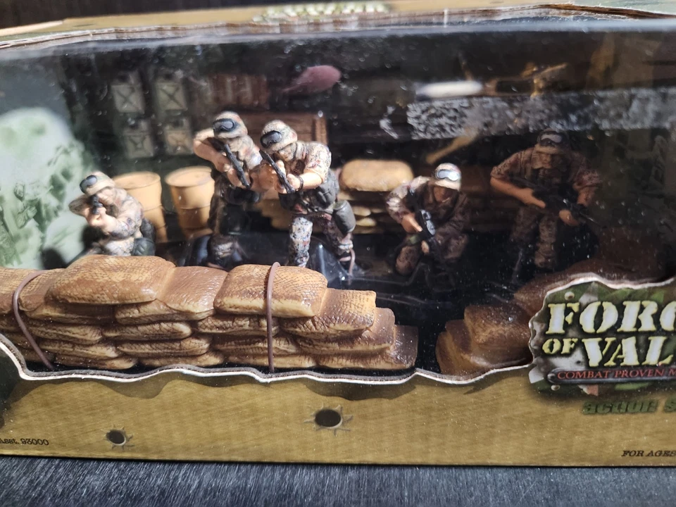 FORCES OF VALOR 1:32 U.S. 24th INFANTRY DIVISION MECHANIZED, KUWAIT #93001 NIB - Image 2 of 4