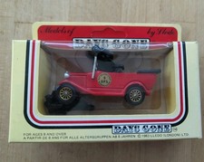 LLEDO DAYS GONE BUREAU OF FIRE BATTALION CHIEF 9 DPS CAR DG9 + plastic men BOX