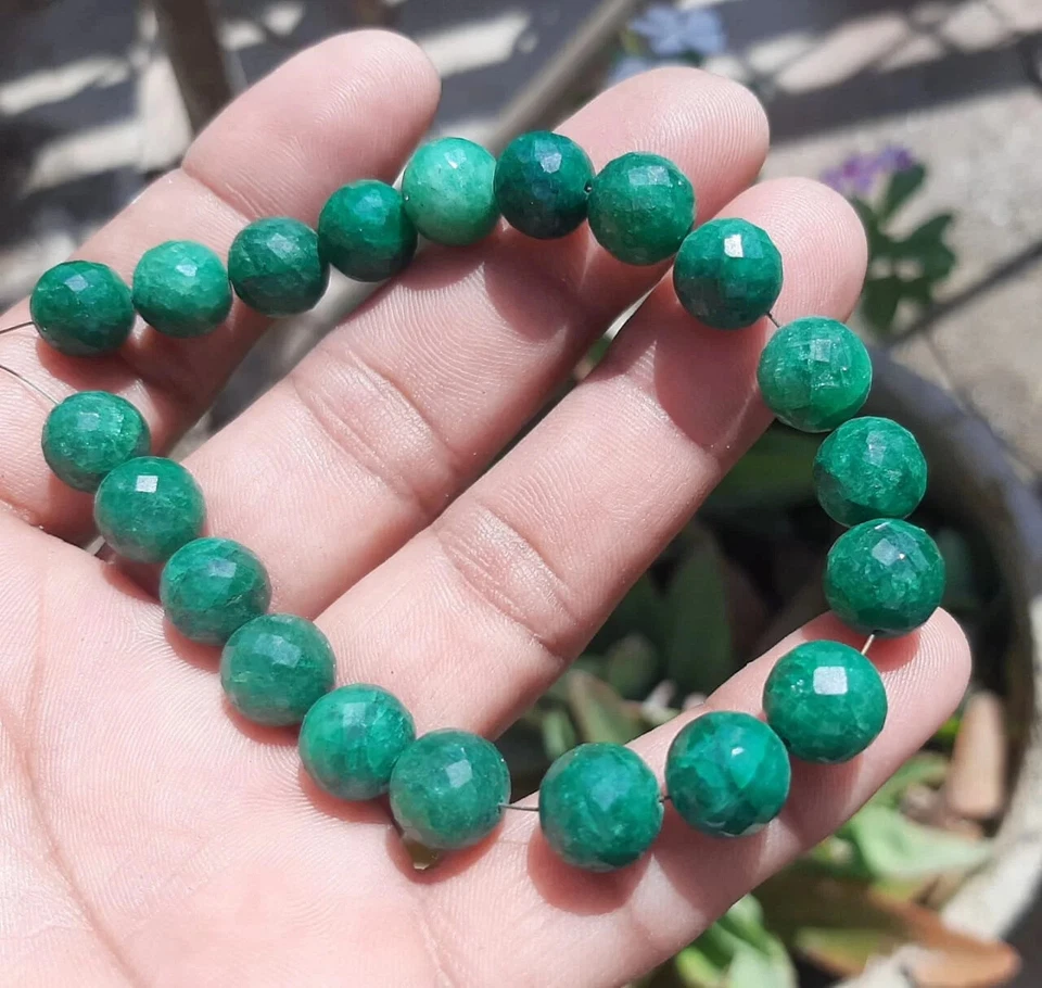 Cuentas redondas teñidas de alta calidad esmeralda corte rosa berilo, uso en joyería, cuentas esmeralda. Foto 4 de 4