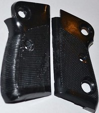 Beretta Jaguar 71, 72, 75 pistol grips jet black plastic