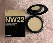 Mac Studio Fix Powder Plus Foundation Nw22 15gm/0.52 Oz