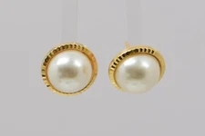 14K Yellow Gold Mobe Pearl Stud Earrings