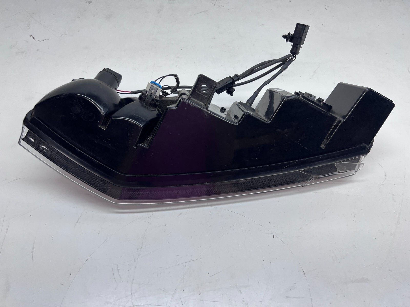 LAMBORGHINI AVENTADOR RH RIGHT PASSENGER TAIL LIGHT TAIL LAMP OEM 470945096E