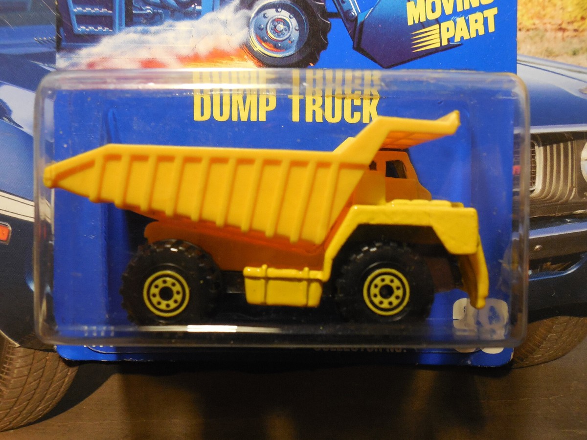 Hot Wheels HEAVY EQUIPMENT LOT 4 Dump Truck DIGGER STREET