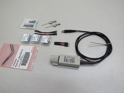 Tektronix P6330 3.5 GHz Differential Probe with accessories