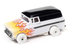 Auto World '57 Chevy Suburban iwheels - Cars  Coffee Tjet 1/64 Scale - SC392