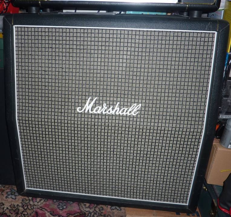 Marshall 1960AX 4x12 Angled Cabinet with Celestion Greenback G12M speakers 100W
