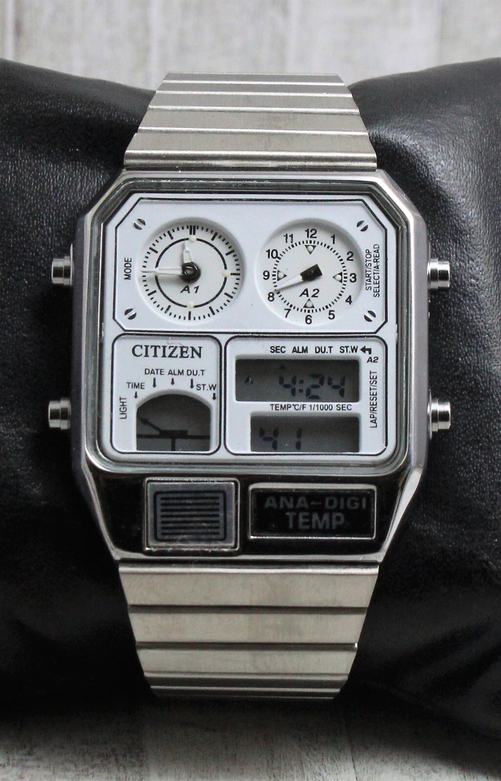 VINTAGE CITIZEN WHITE ANA-DIGI TEMP MULTIFUNCTION QUARTZ VINTAGE CITIZEN WHITE ANA-DIGI TEMP MULTIFUNCTION QUARTZ